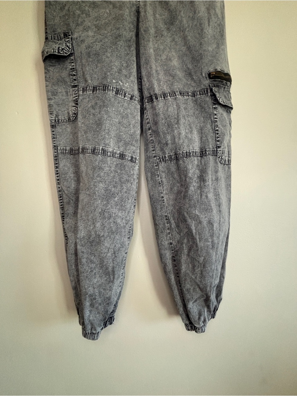 if it were me Grey Acid-Wash Cargo Joggers - Picture 3 of 5